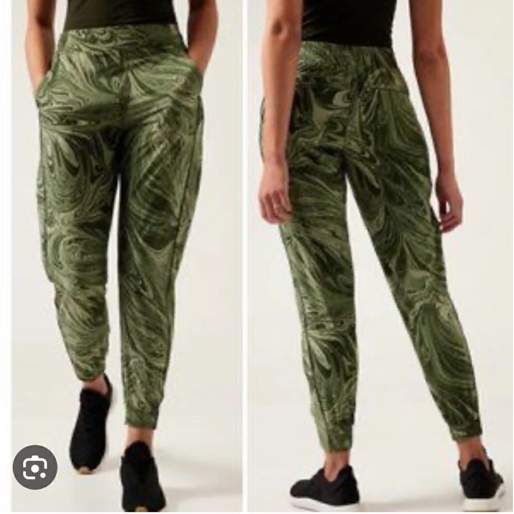 NEW WITH TAGS ATHLETA BROOKLYN JOGGER SUMI MARBLE GREEN SIZE 10